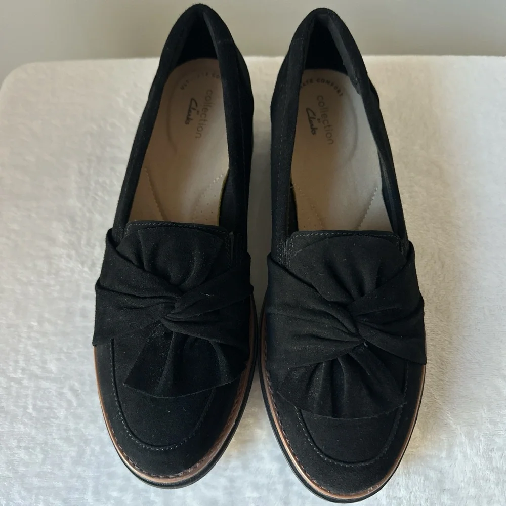 Clarks Black Velvet Loafers - Picture 2 of 7